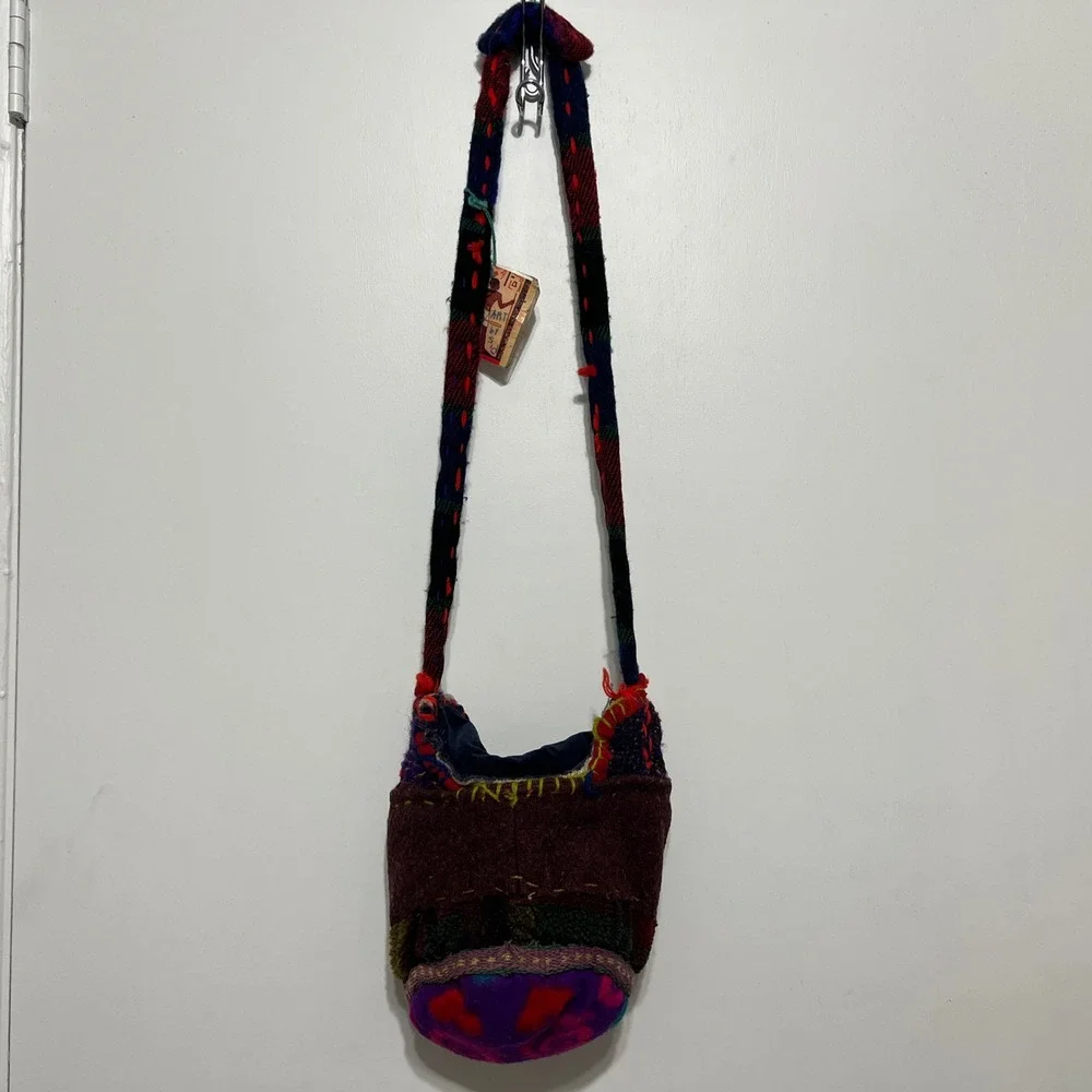 Art by‎ Sid Handmade Tibetan Patchwork Boho Crossbody Bag Mixed Textile Folk